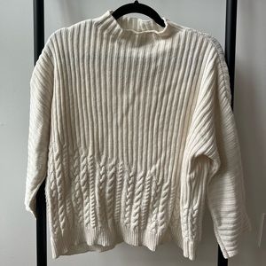 Massimo Dutti Sweater - mock neck. Size: S. White knit.